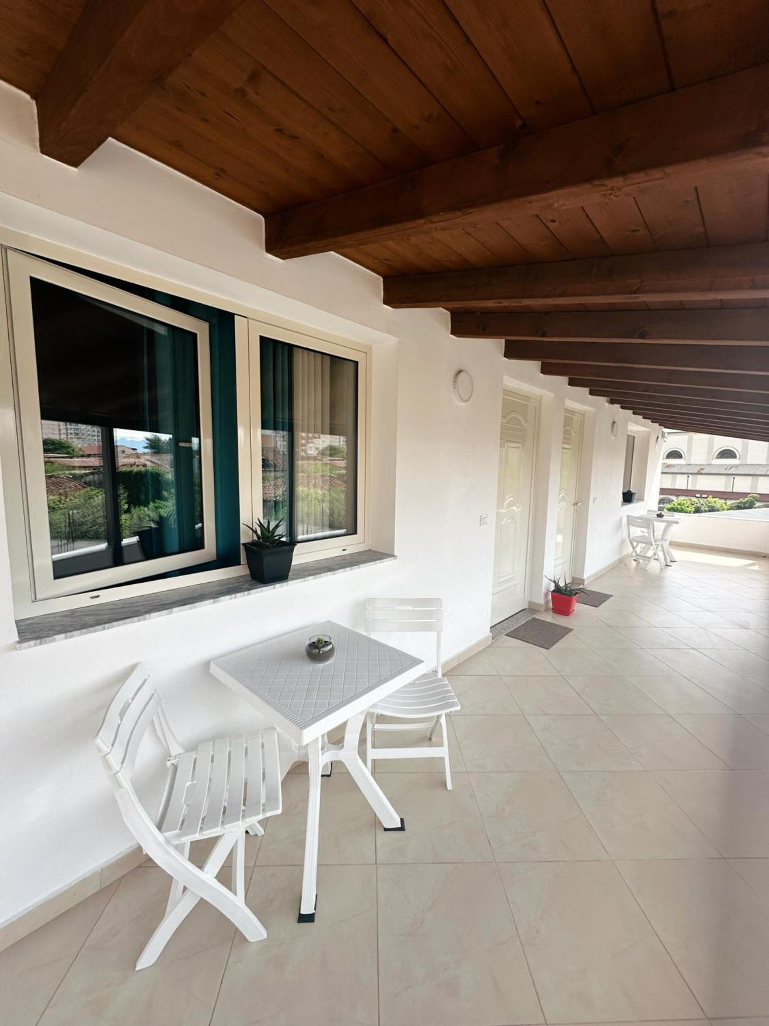 Js House Shkoder 1 Appartement Buitenkant foto